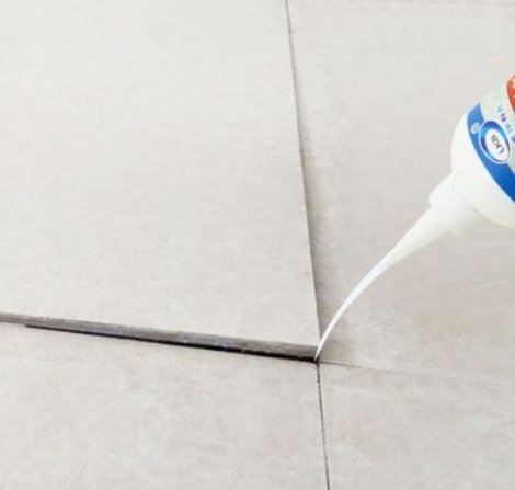 梨树瓷砖空鼓维修公司分享卫生间瓷砖脱落的原因可能有以下几点